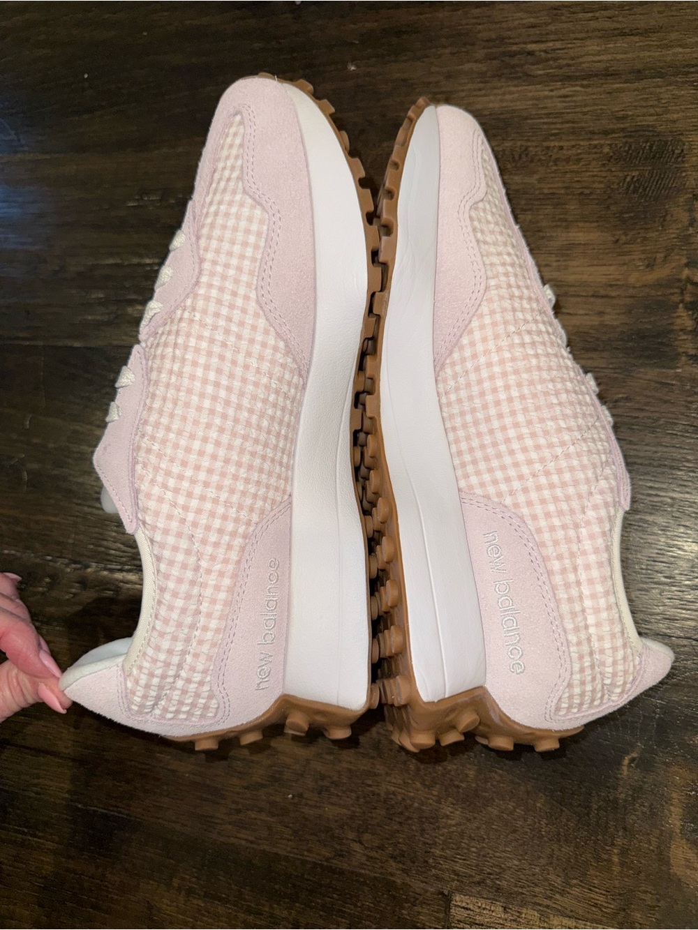 New Balance 327 Pink & White Gingham Women's Retro Runner Sneaker - Picture 7 of 16